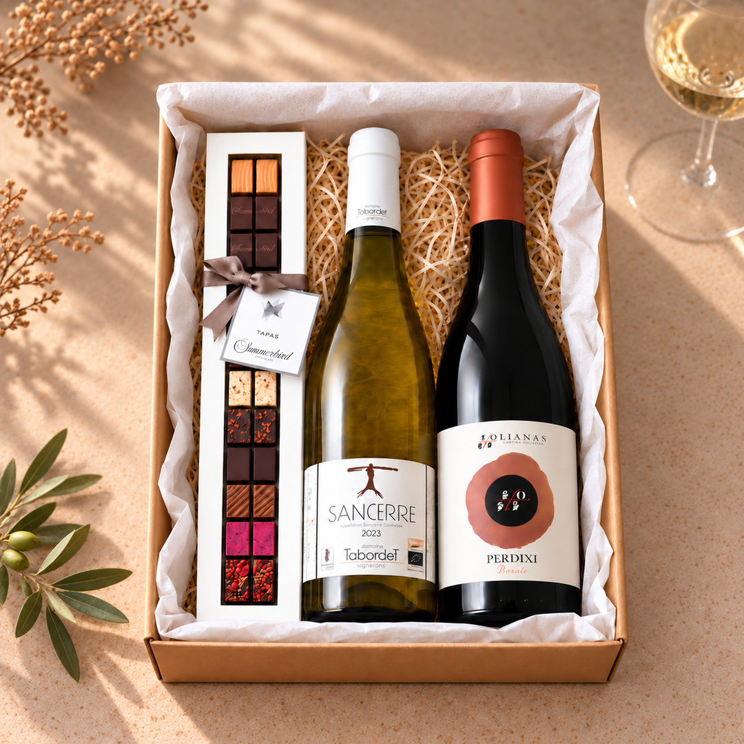 Økologisk gavekurv med Sancerre, rødvin fra Sardinien og Summerbird chokolade