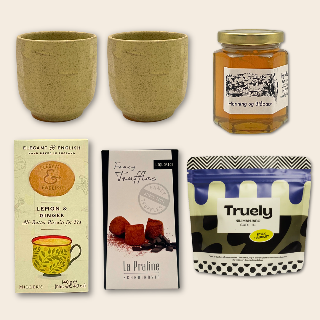 Gavekurv med Søde Sager & Håndlavede Krus