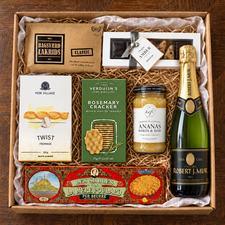 Sweet, Salty &amp; Bubbles - Gift Box with Cava